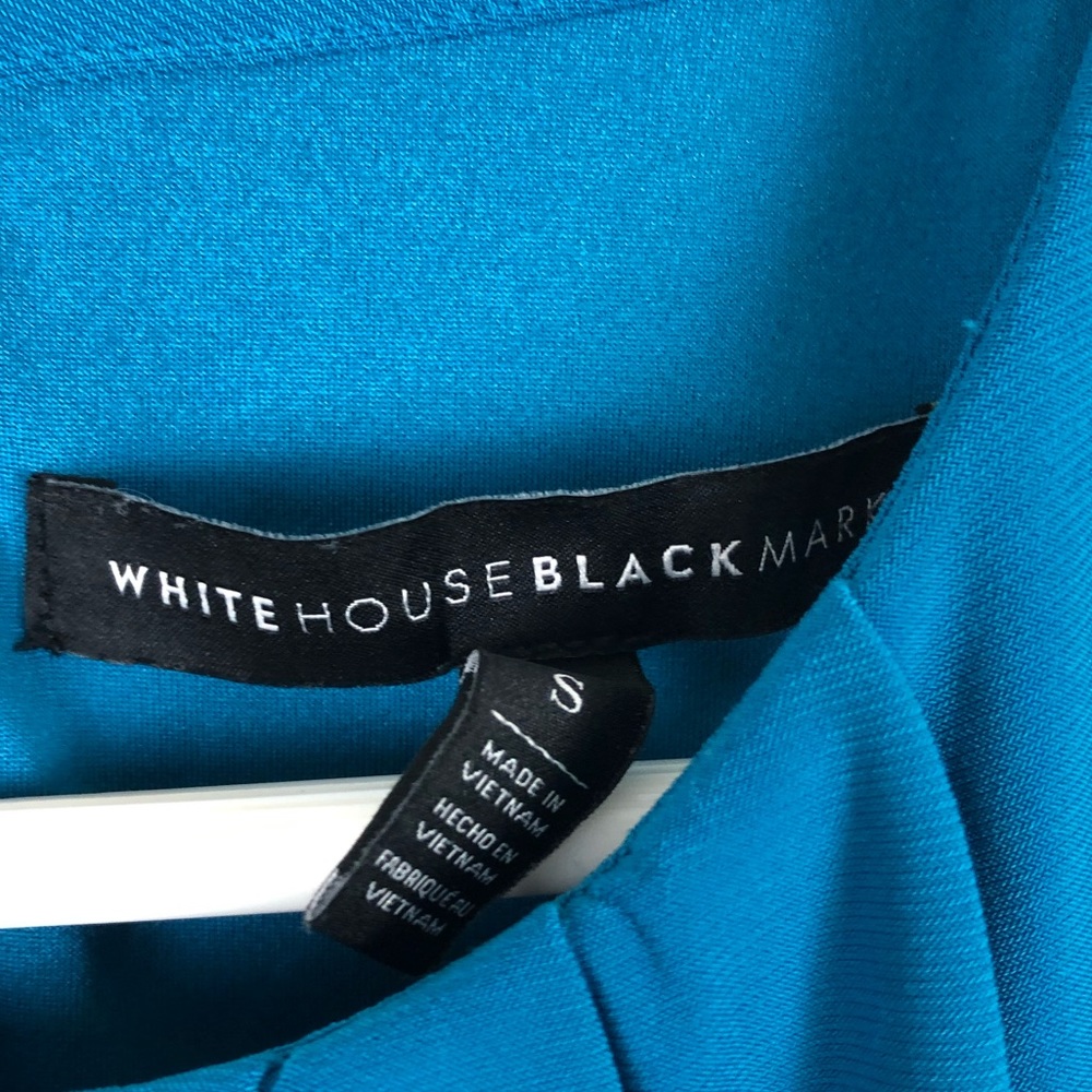 White House Black Market Pleated Top - Picture 5 of 5